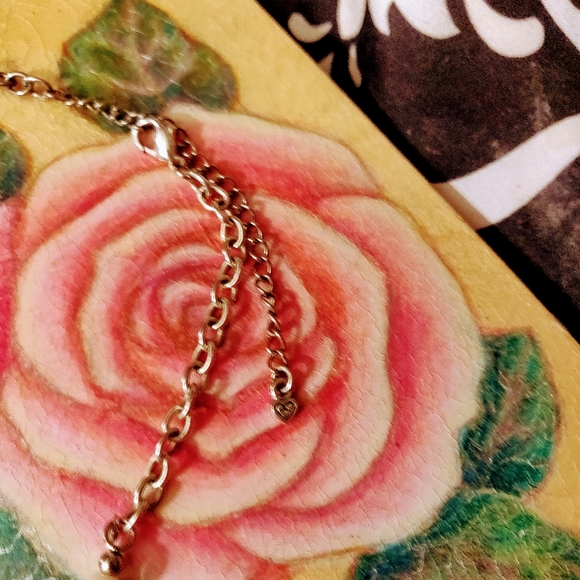 🌹 Lovely Pink and Silver Necklace 🌹 - Picture 3 of 5